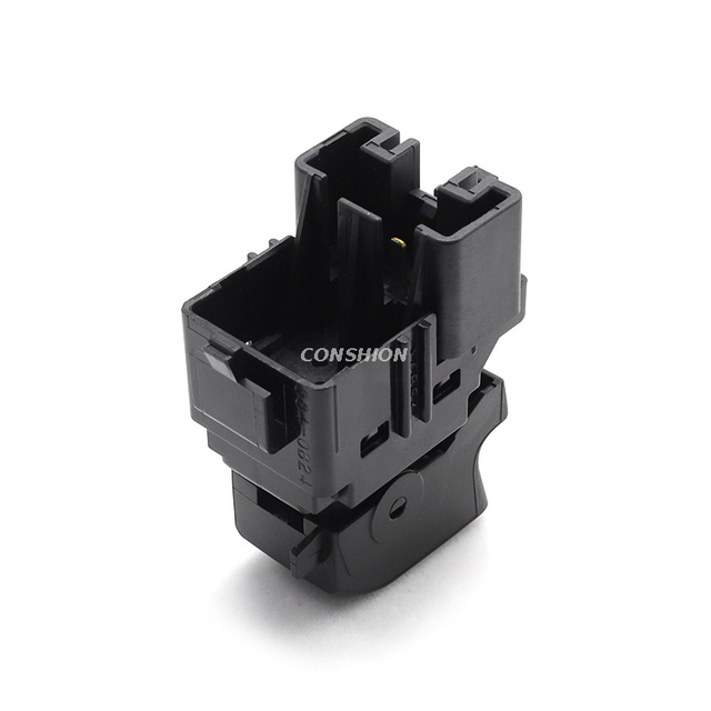 8974724560 window switch for ISUZU D-max